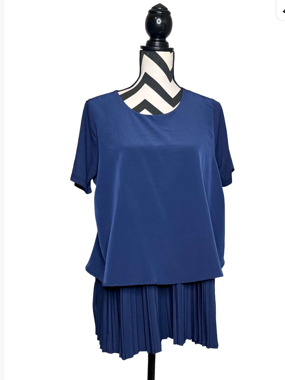 DG2 Pleated Short-Sleeve Layered Pleated Navy Short-Sleeve Easy Tunic Top Sz L
